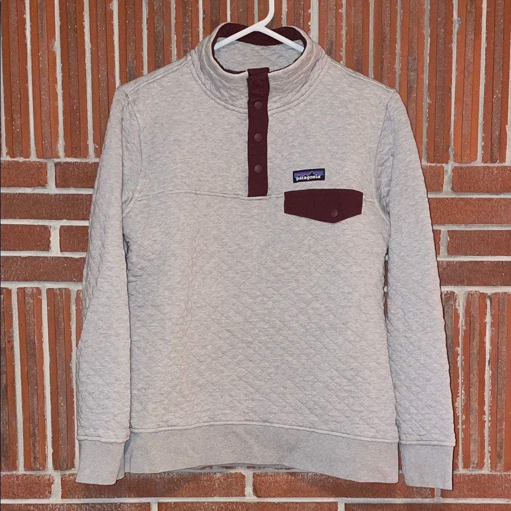 Patagonia Quilted Snap T Pullover Drifter Gray/Ruby Organic Cotton Size Small